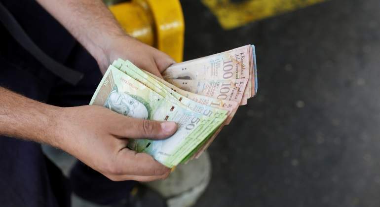 bolivares-reuters.jpg