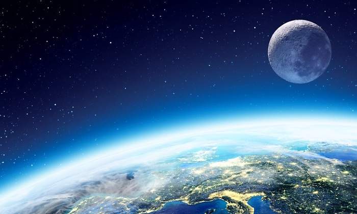 Espacio-Dreamstime.jpg
