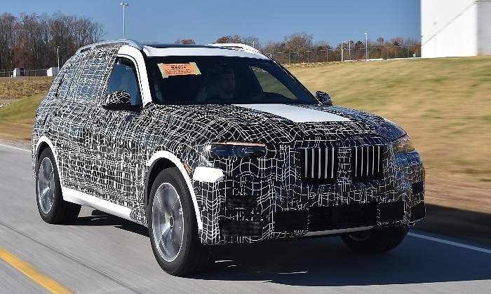 bmw-x7-preproduccion-2017-01.jpg