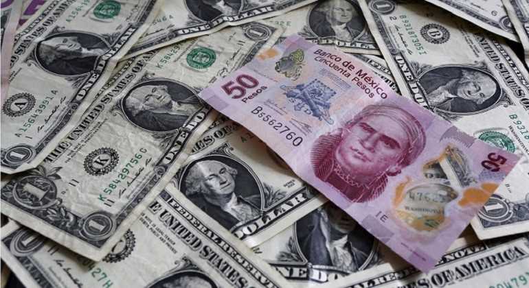 Peso se aprecia; dólar se vende hasta en 18.45 pesos