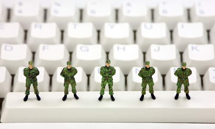 militares teclado