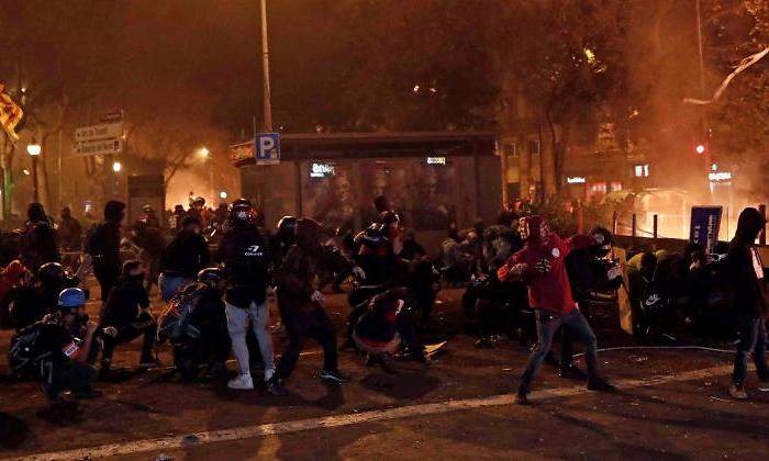 sentencia-protestas-barcelona-quinta-noche-efe.jpg