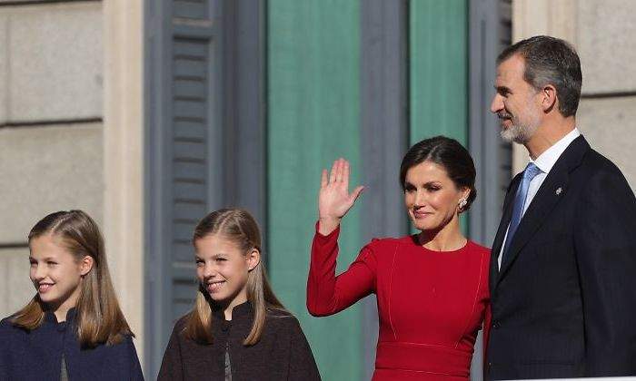 reyes-felipe-letizia-princesas-constitucion-efe.jpg