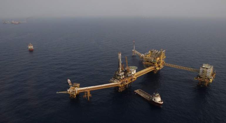 Pemex-plataforma-reuters.jpg