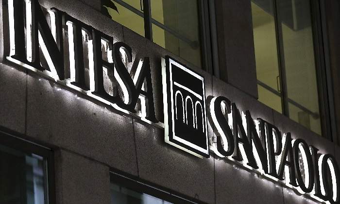 intesa-sanpaolo-reuters-770x420.jpg