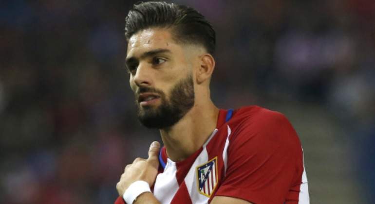 Villarreal: Carrasco abandona lesionado el Atlético