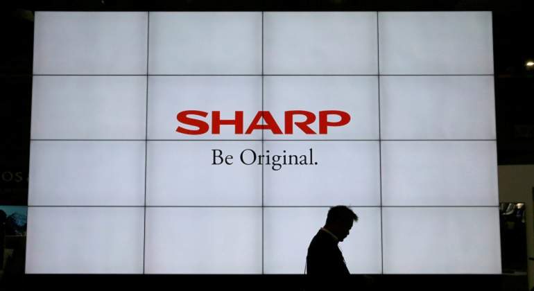 Sharp-reuters.jpg