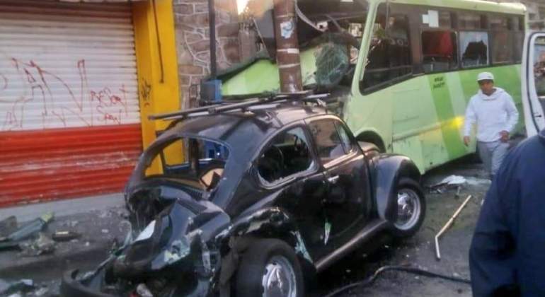 Accidente-Microbus-Choque-Atropellados-Gustavo-Madero-Notimex-770.jpg