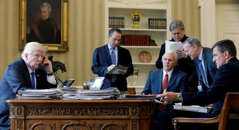 trump-equipo-despacho-oval-reuters-770x420.jpg