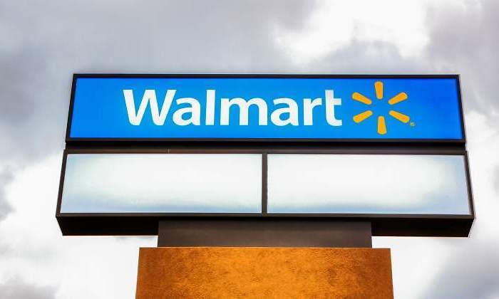 walmart-nubes-dreamstime.jpg