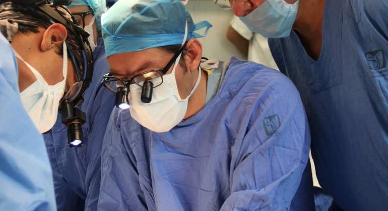 medicos-imss-TW-770-420.jpg