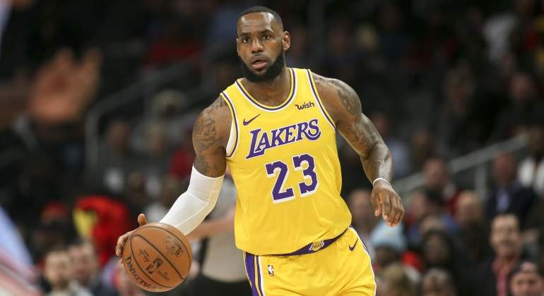 lebron-balon-atlanta-usa-today.jpg