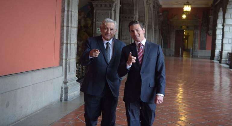 Pena-Nieto-y-AMLO.jpg