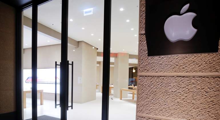 Apple-reuters-770.jpg