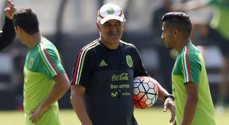 Tuca-Ferreti-deberia-de-quedarse-en-el-Tri-Pablo-Barrera.jpg