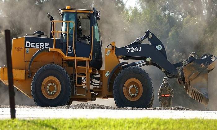 deere-tractor-pala.jpg