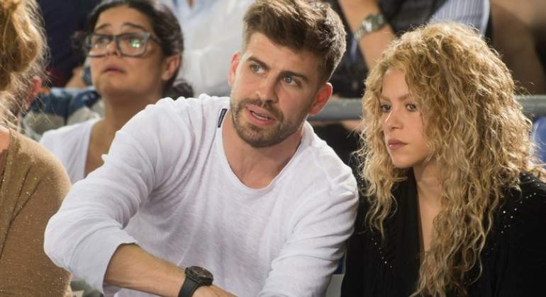 Shakira denuncia a un paparazzi que la acosa desde hace dos años Shakira denuncia a un paparazzi que la acosa desde hace dos años