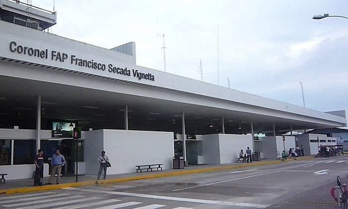 aeropuerto-de-Iquitos.jpg