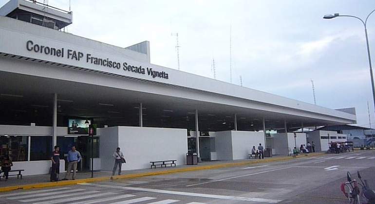aeropuerto-de-Iquitos.jpg
