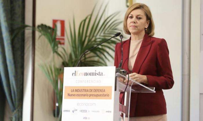 cospedal-jornadas-defensa-ee-770.jpg