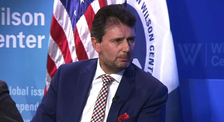 Trump, dispuesto a cerrar su gobierno para financiar muro con México