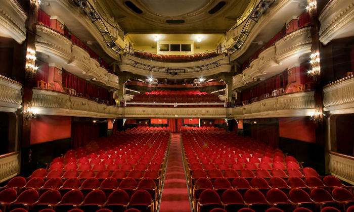 teatro11111111111.jpg