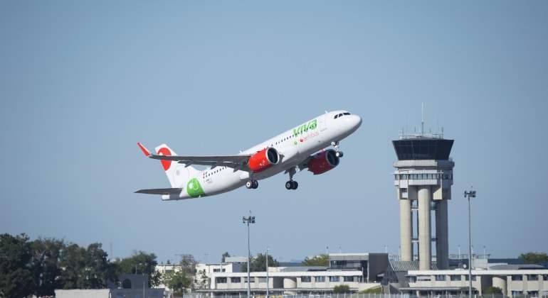 VivaAerobus-770.jpg