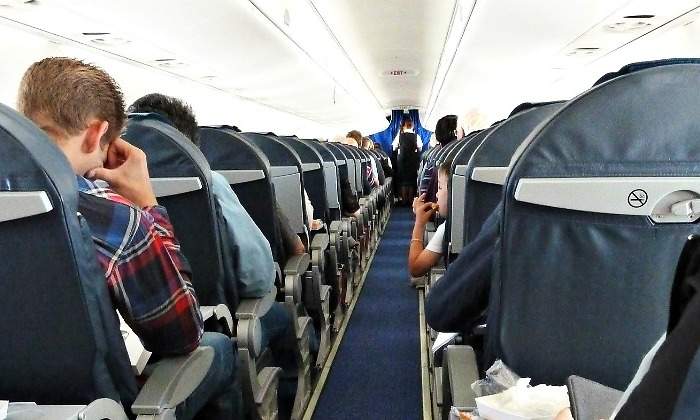 vuelo-avion-pasillo-auxiliar-770-pixabay.jpg