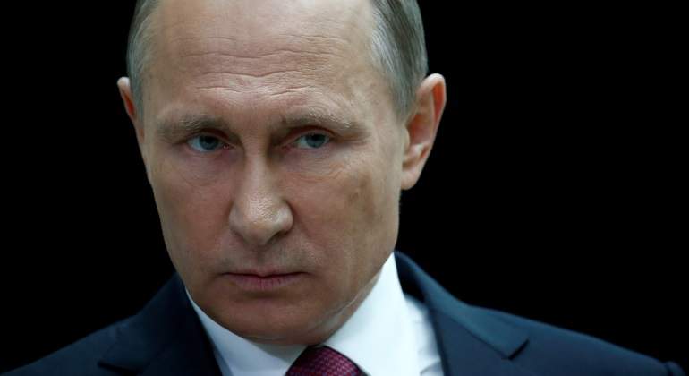 Putin de Rusia firma ley sobre medios de comunicación extranjeros Putin de Rusia firma ley sobre medios de comunicación extranjeros