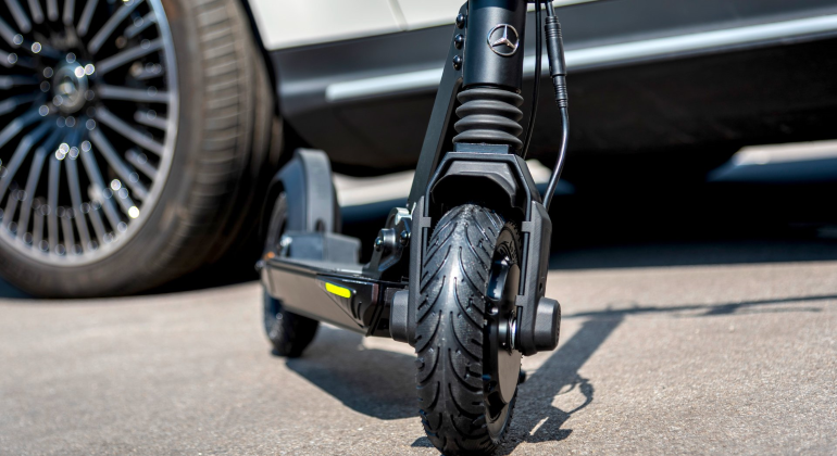 mercedes scooter