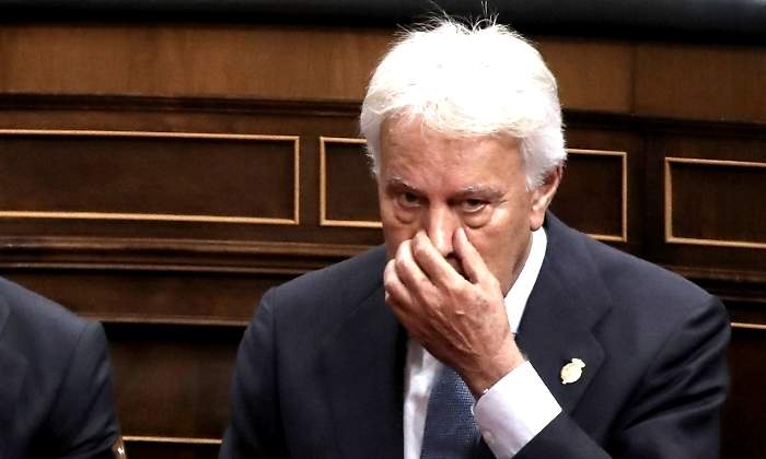 felipe-gonzalez-congreso-dic2018-reuters.jpg