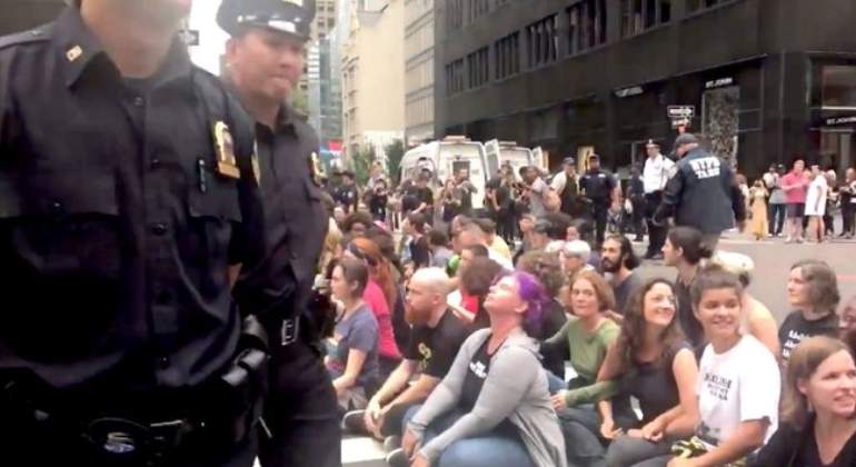 protesta-nueva-york-microsoft.jpg