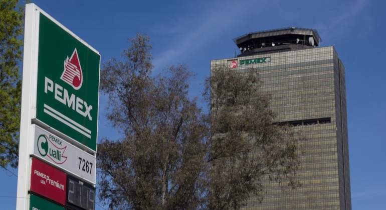 pemex-carga-fiscal-amlo.jpg