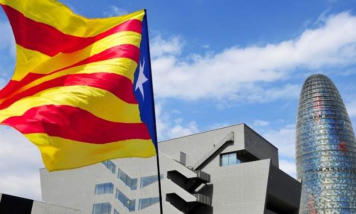 cataluna-bandera-dreamstime.jpg