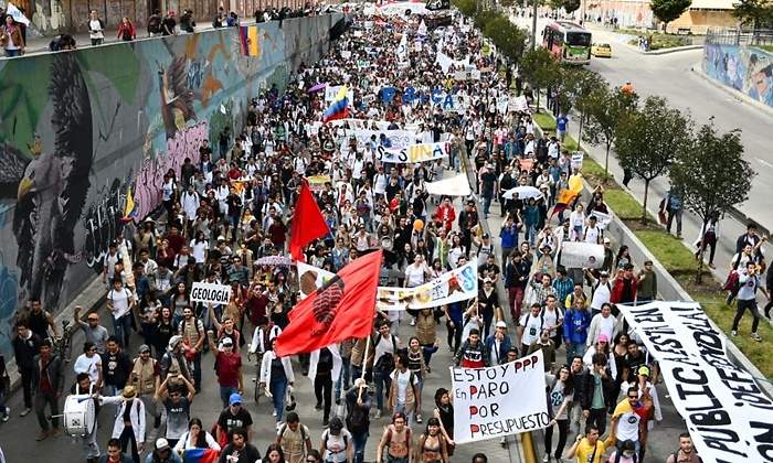 marchas lunes