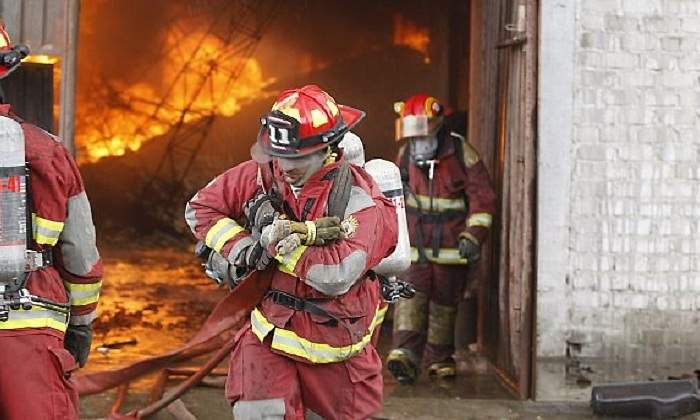 bomberos770.jpg