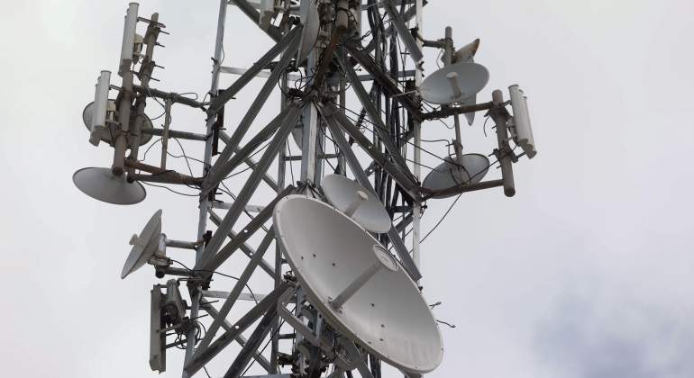 Telecom-reuters-770.jpg