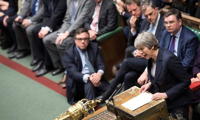 theresa-may-gritando-brexit-13-mayo-reuters-770x420.jpg