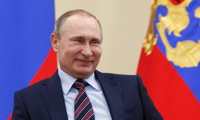putin-risa-reuters.jpg