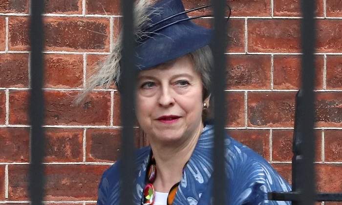 theresa-may-barrotes-downing-street-reino-unido-reuters-770x420.jpg