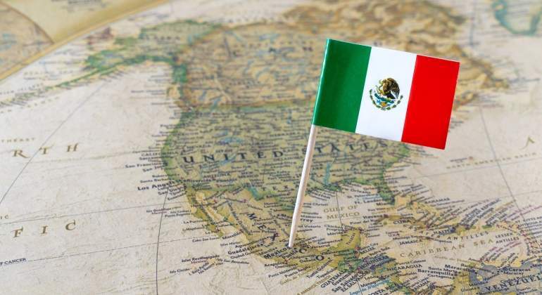 mexico-bandera-mapa-dreamstime.jpg