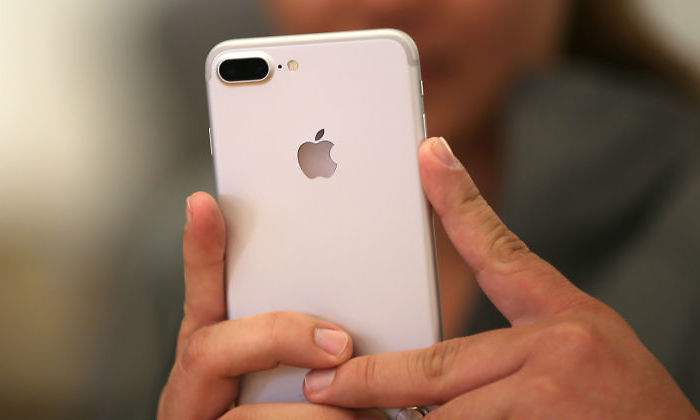 iphone-7s.jpg