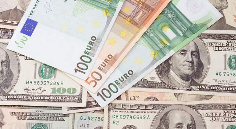 dolar-y-euro-admiralmarkets.jpg