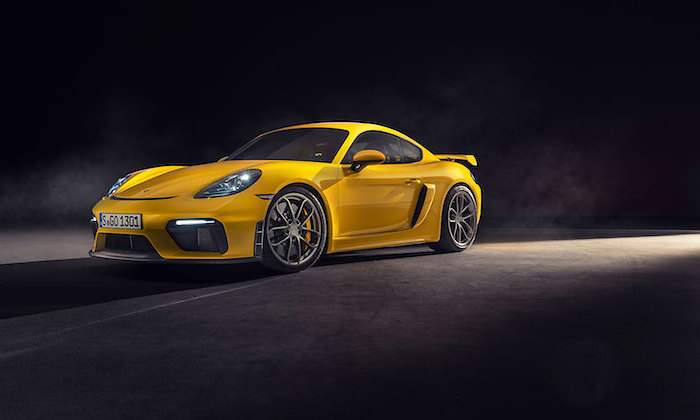 Porsche-718-cayman-gt4-01.jpg
