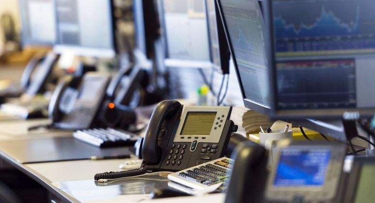 gestion-activos-fondos-broker-pantallas-bolsa-getty.jpg