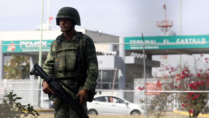 pemex_soldado.jpg