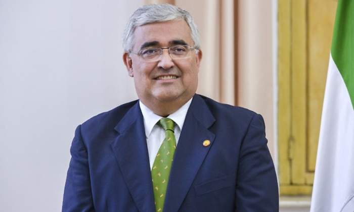 arellano-junta.jpg