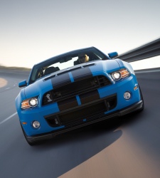 Importación de coches, la solución para poder tener un Ford Mustang o un F-150
