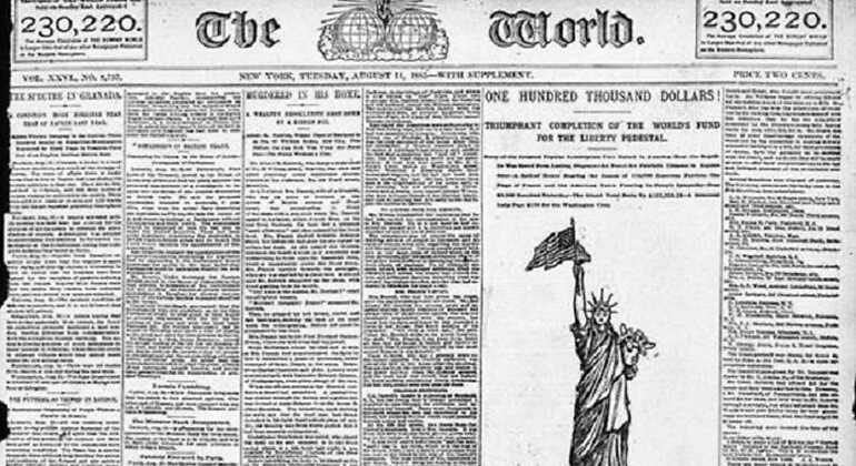 Portada de The World
