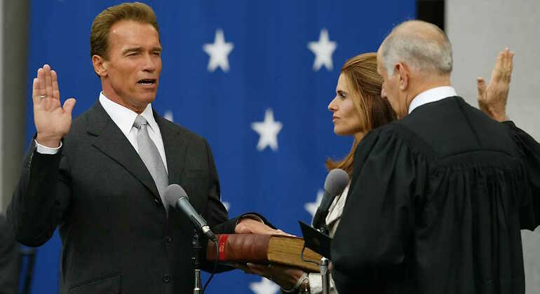 Arnold Schwarzenegger durante su toma de posesión